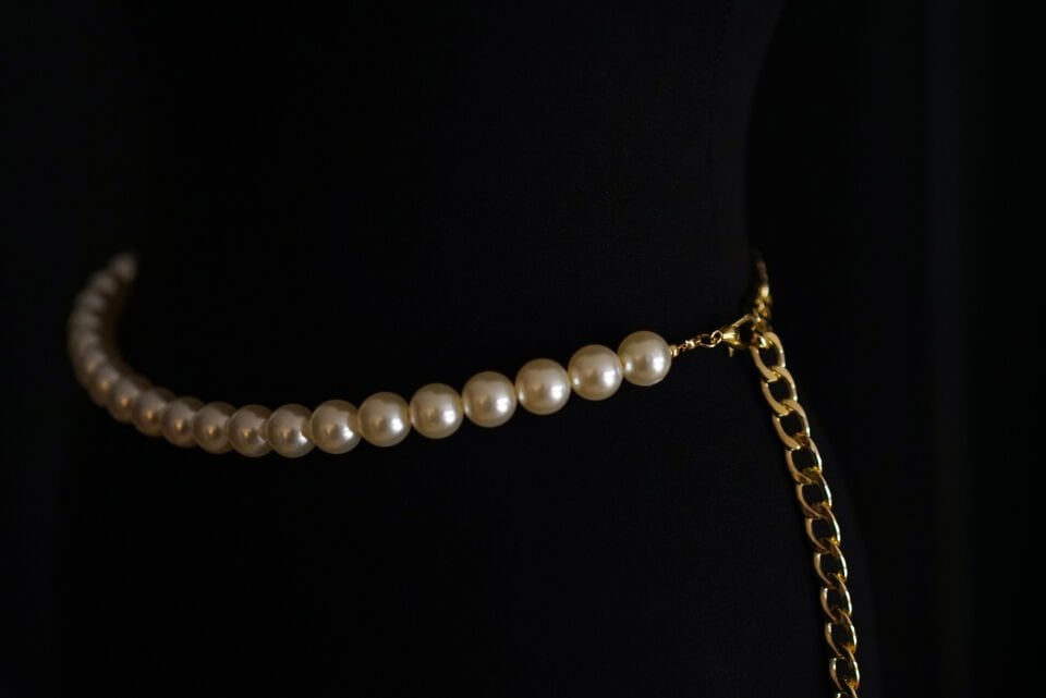 Single Row Pearl Belt